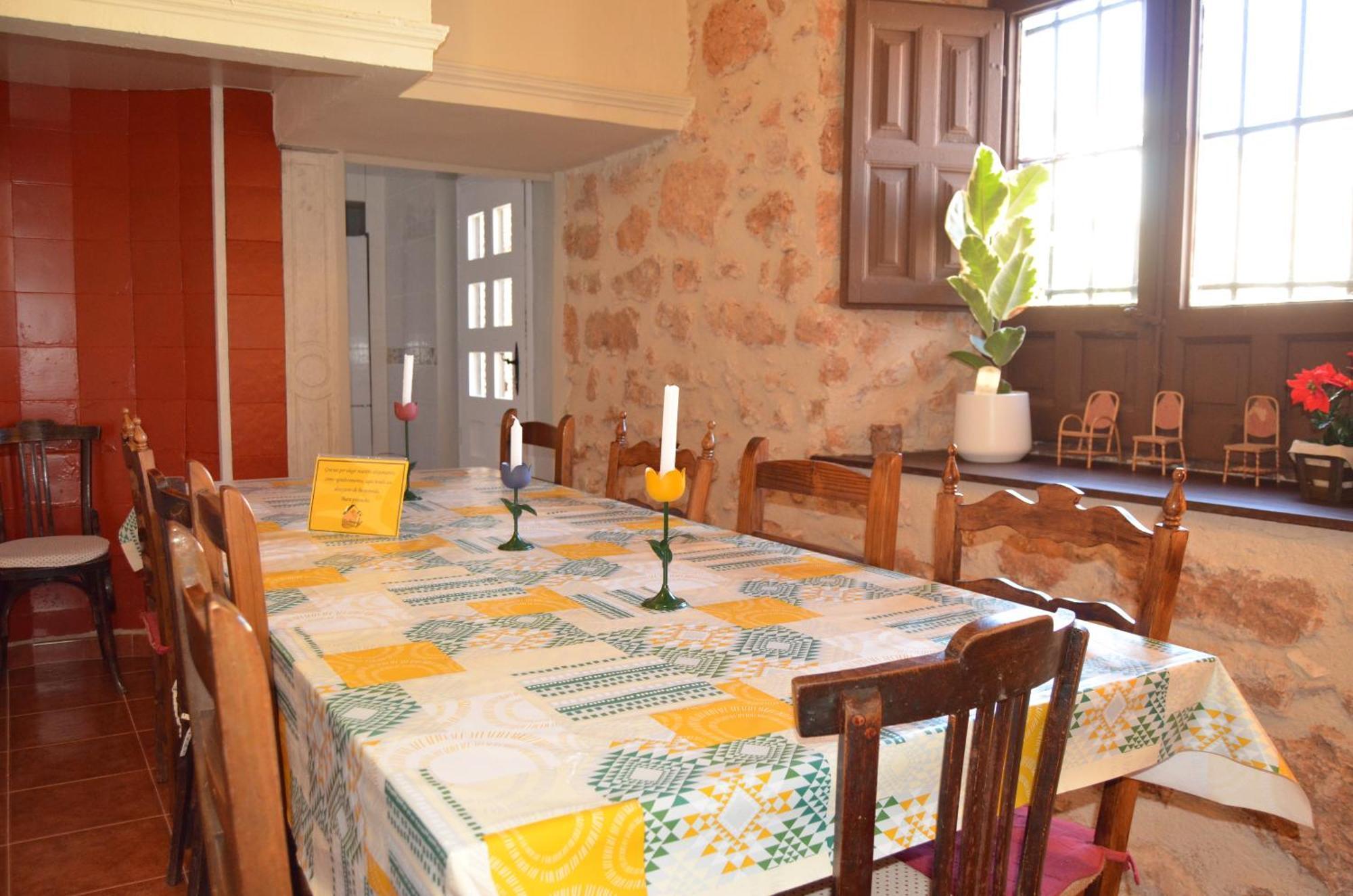 Ferienhaus La Antigua, Casa Centrica, Amplio Patio, Piscina Y Barbacoa *