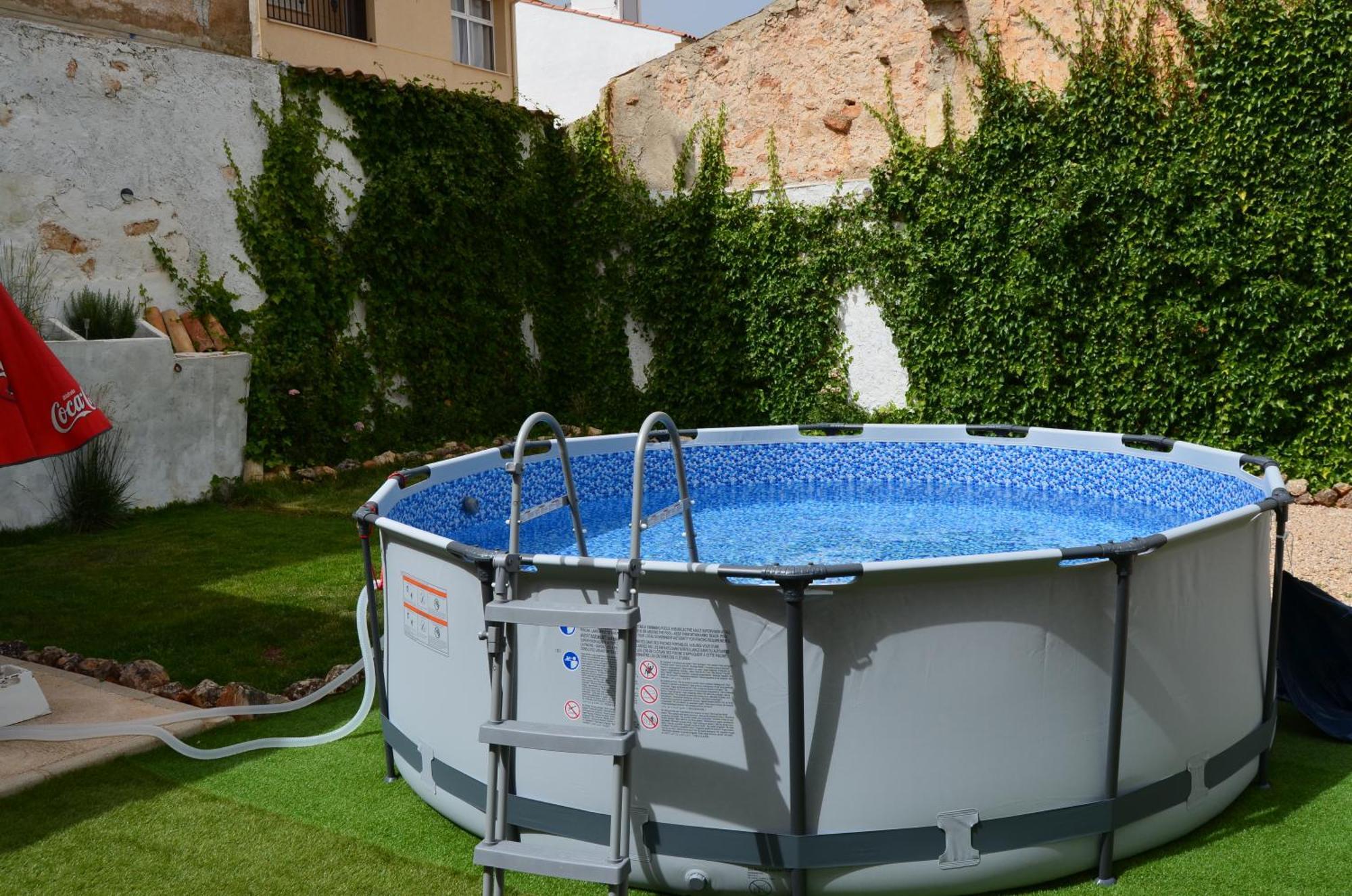Ferienhaus La Antigua, Casa Centrica, Amplio Patio, Piscina Y Barbacoa *