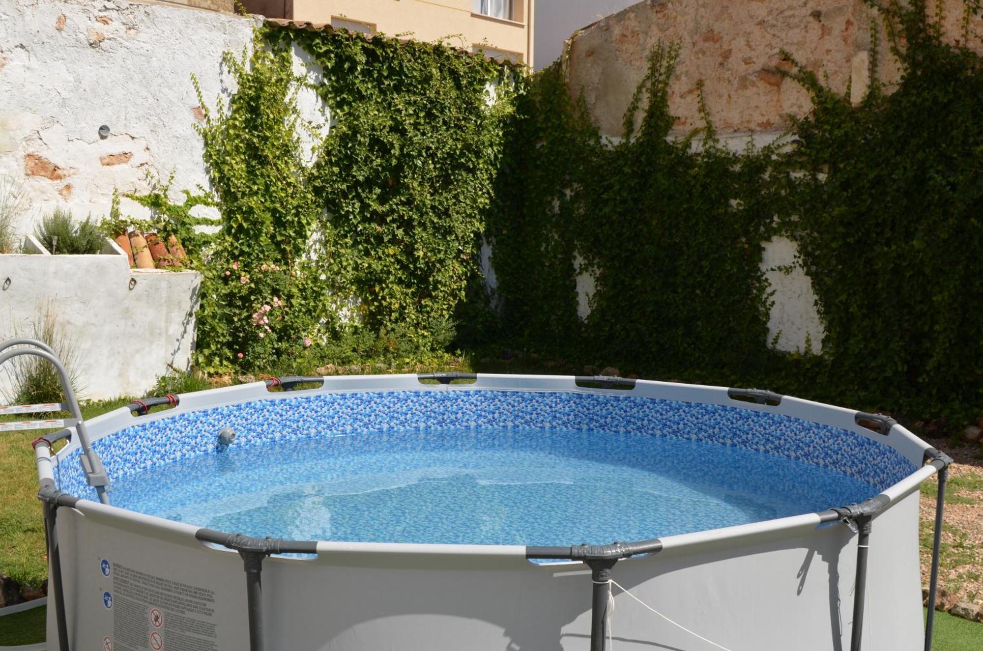 Holiday home La Antigua, Casa Centrica, Amplio Patio, Piscina Y Barbacoa Campillo de Altobuey