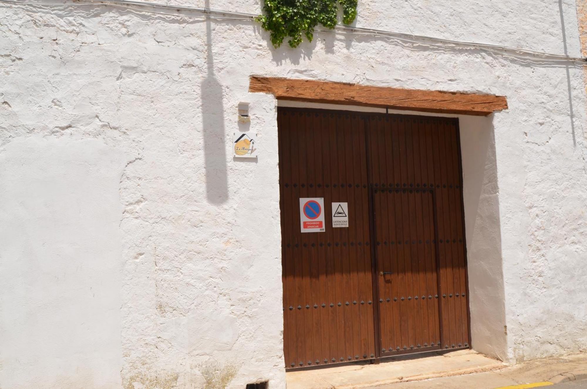 Ferienhaus La Antigua, Casa Centrica, Amplio Patio, Piscina Y Barbacoa